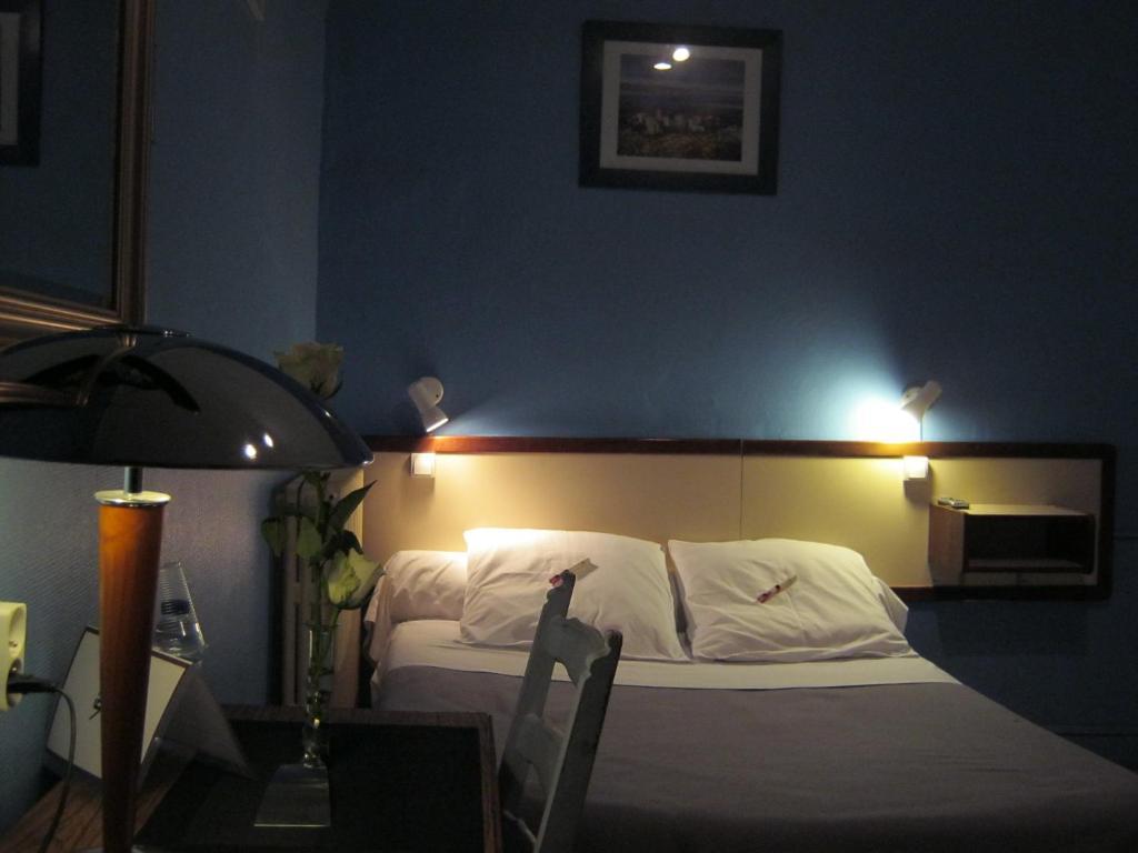Hotel Innova Cardabella アヴィニョン 部屋 写真